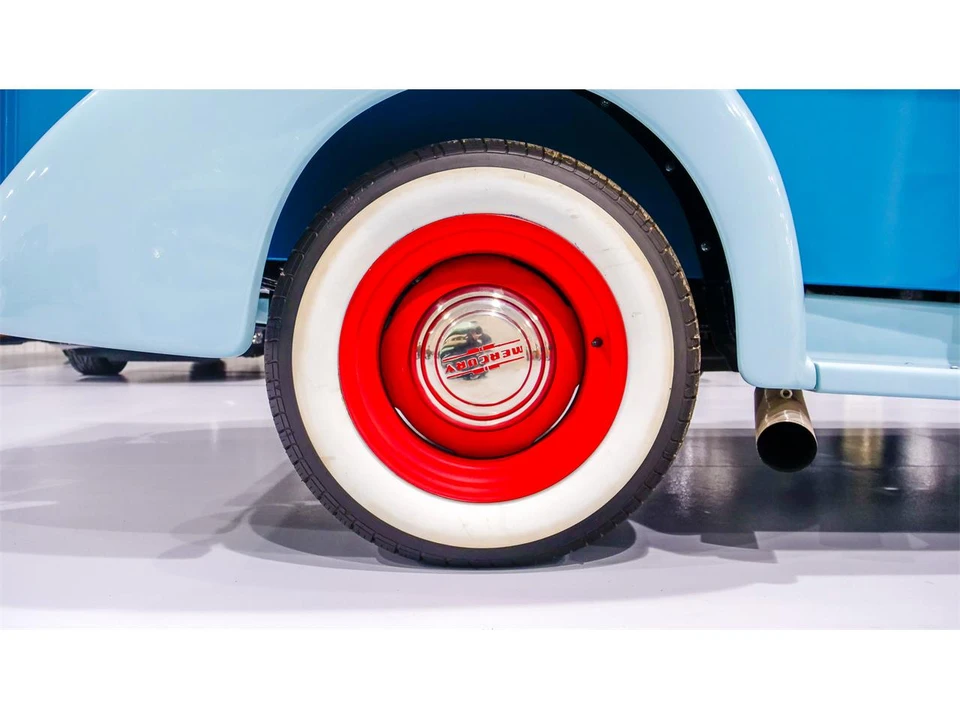 1946 Mercury Eight - Image 15 of 31
