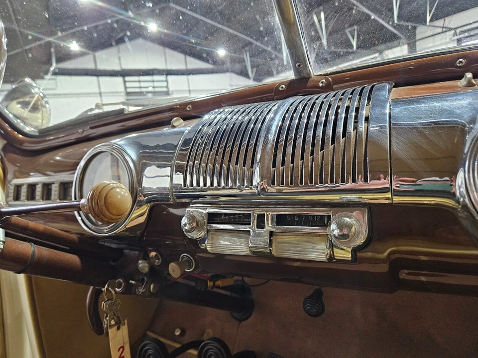 1946 Mercury Eight - Image 9 of 12