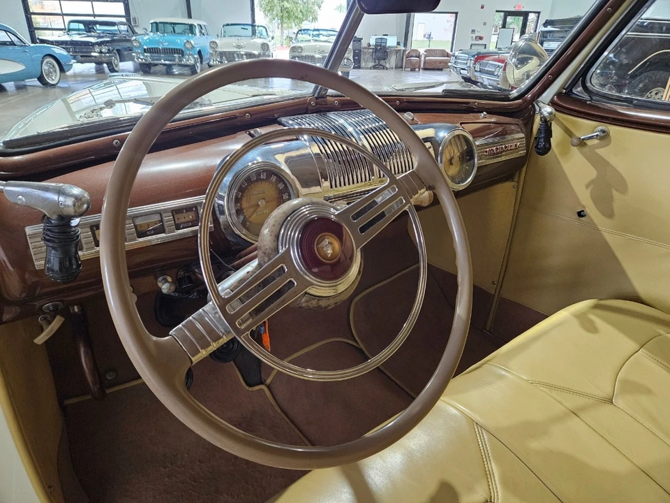 1946 Mercury Eight - Image 11 of 12