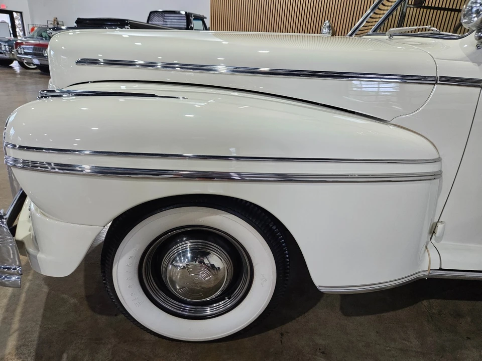 1946 Mercury Eight - Image 5 of 12