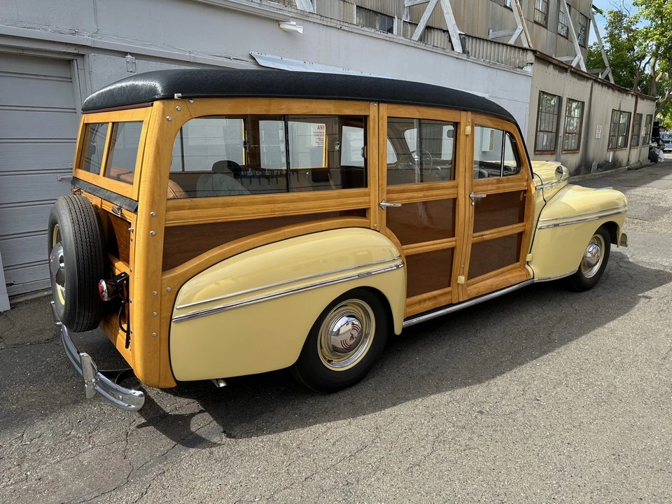 1946 Mercury Eight - Image 9 of 31
