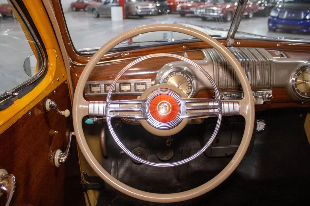 1946 Mercury Eight - Image 11 of 12