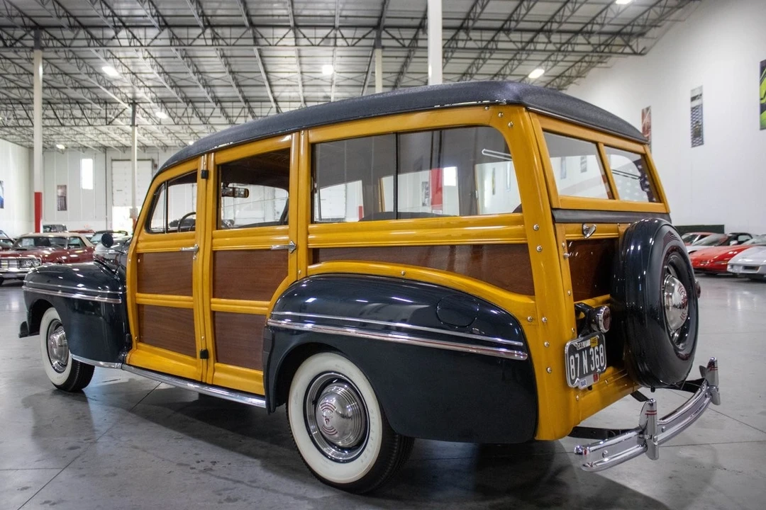 1946 Mercury Eight - Image 5 of 12