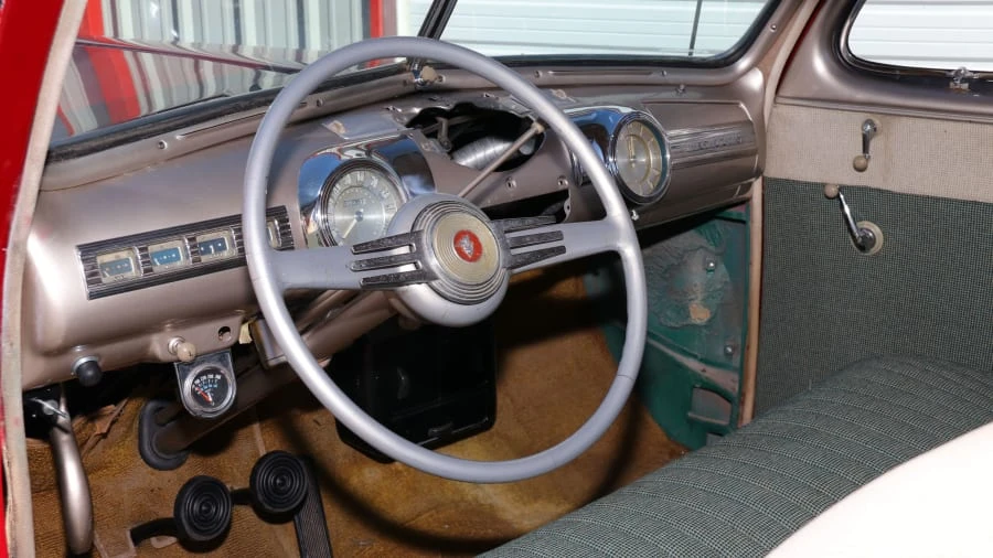 1946 Mercury Eight - Image 11 of 12