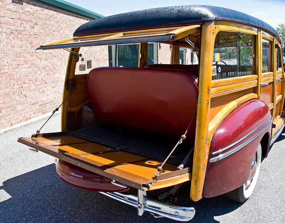 1946 Mercury Eight - Image 5 of 7