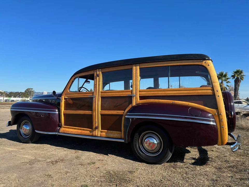 1946 Mercury Eight - Image 2 of 31