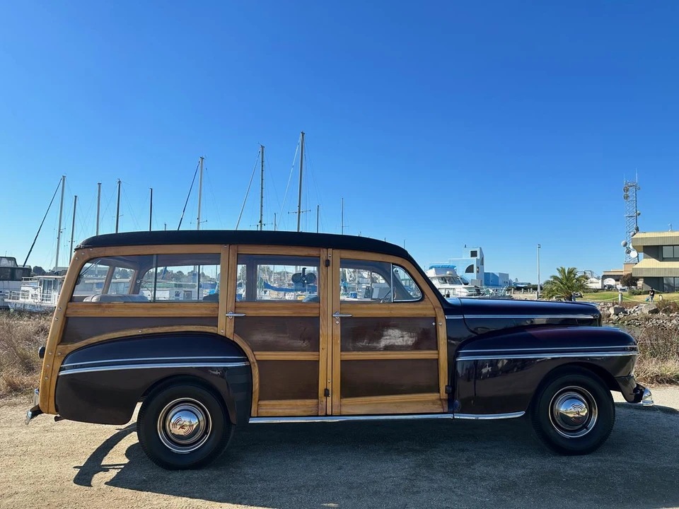 1946 Mercury Eight - Image 4 of 31