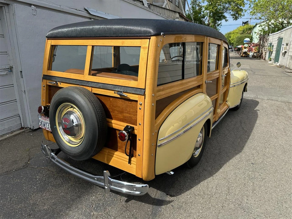 1946 Mercury Eight - Image 6 of 31