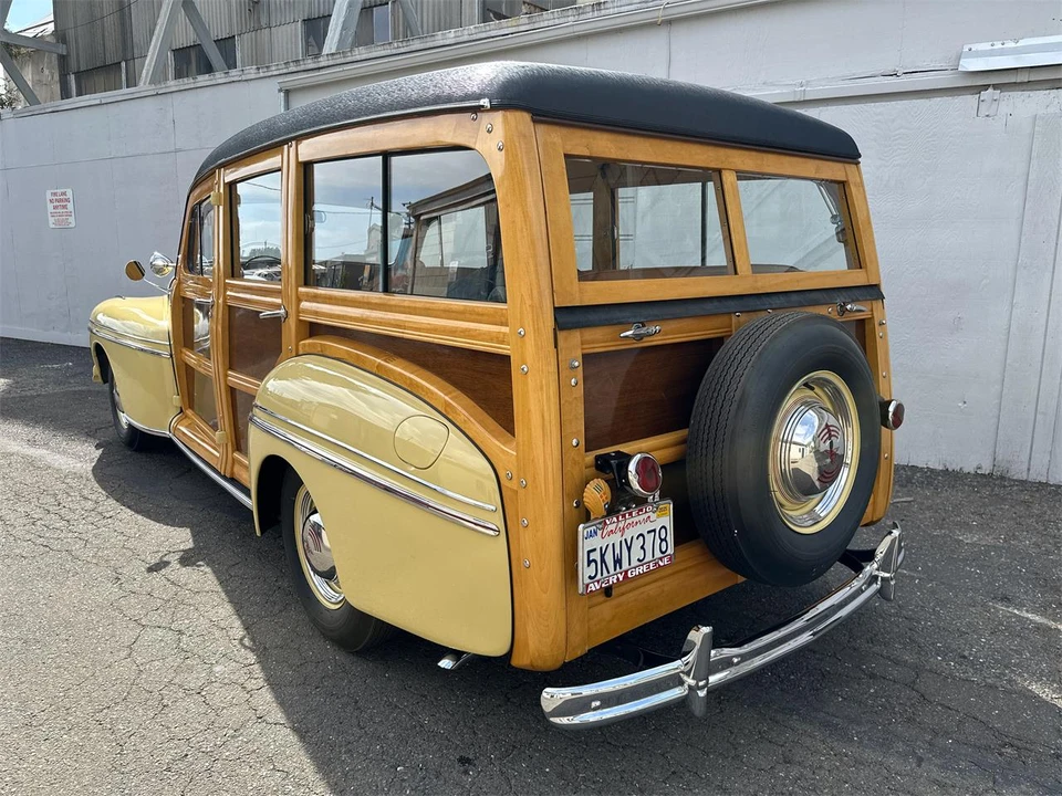 1946 Mercury Eight - Image 11 of 31