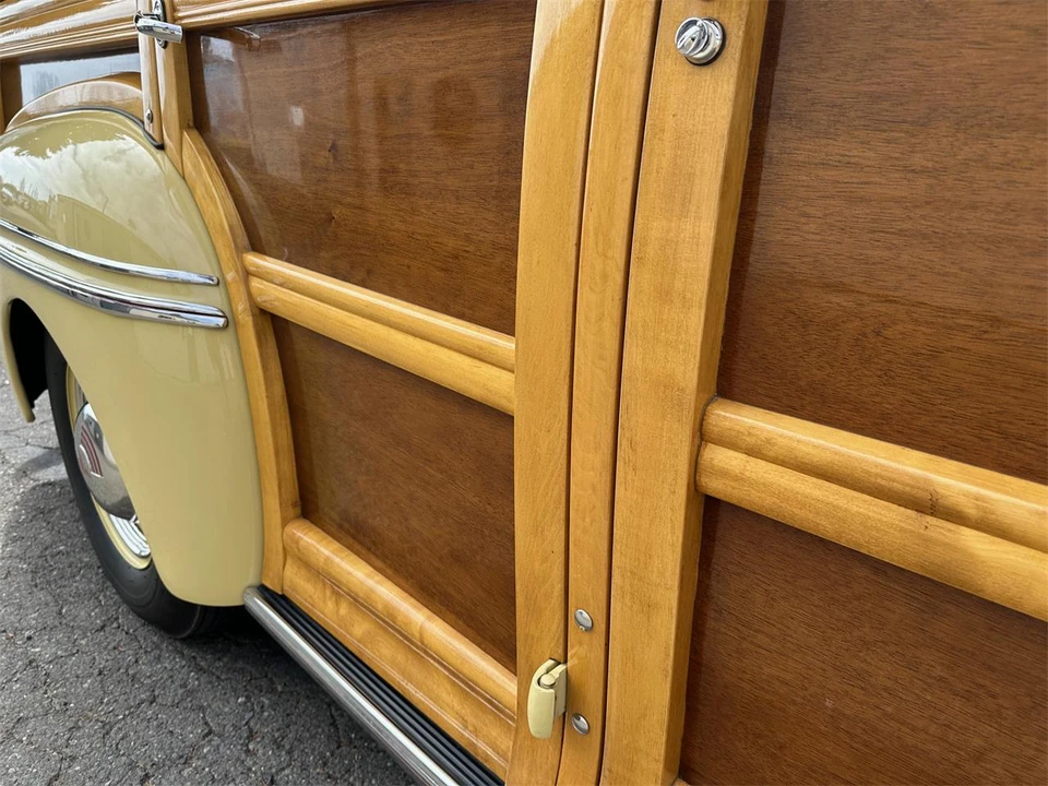 1946 Mercury Eight - Image 19 of 31