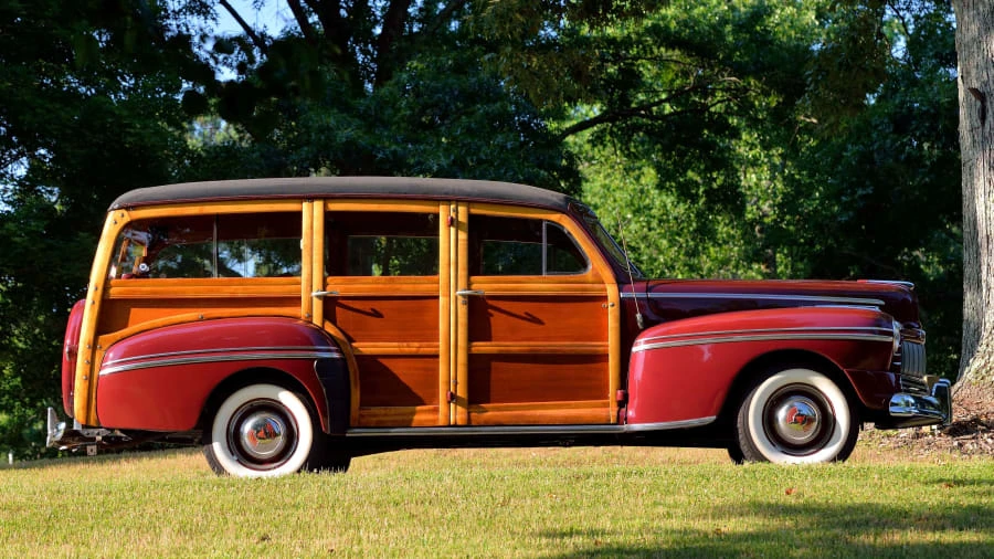 1946 Mercury Eight - Image 2 of 31