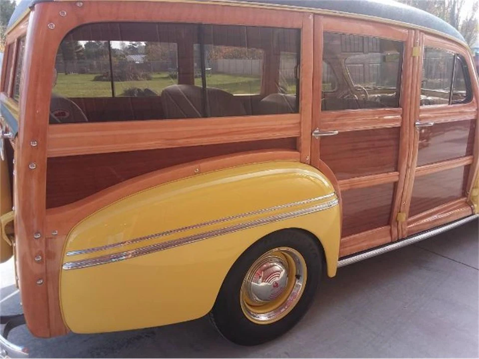1946 Mercury Eight - Image 18 of 19