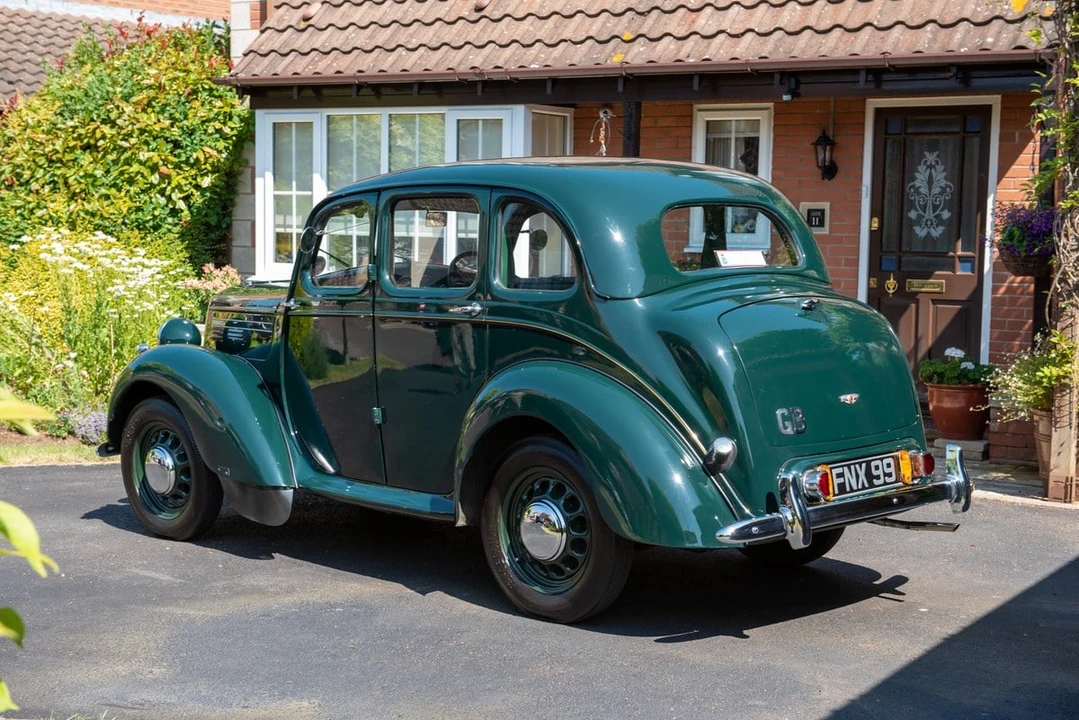 1946 Morris - Image 4 of 30