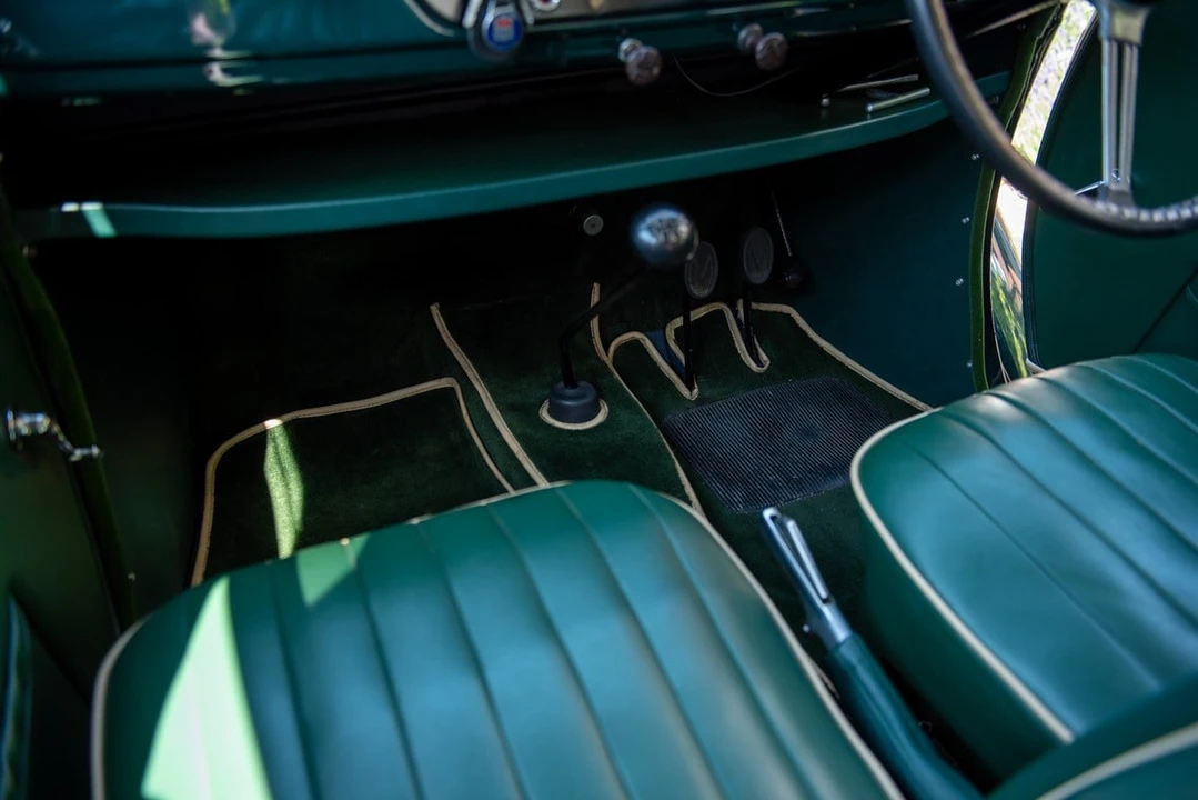 1946 Morris - Image 24 of 30