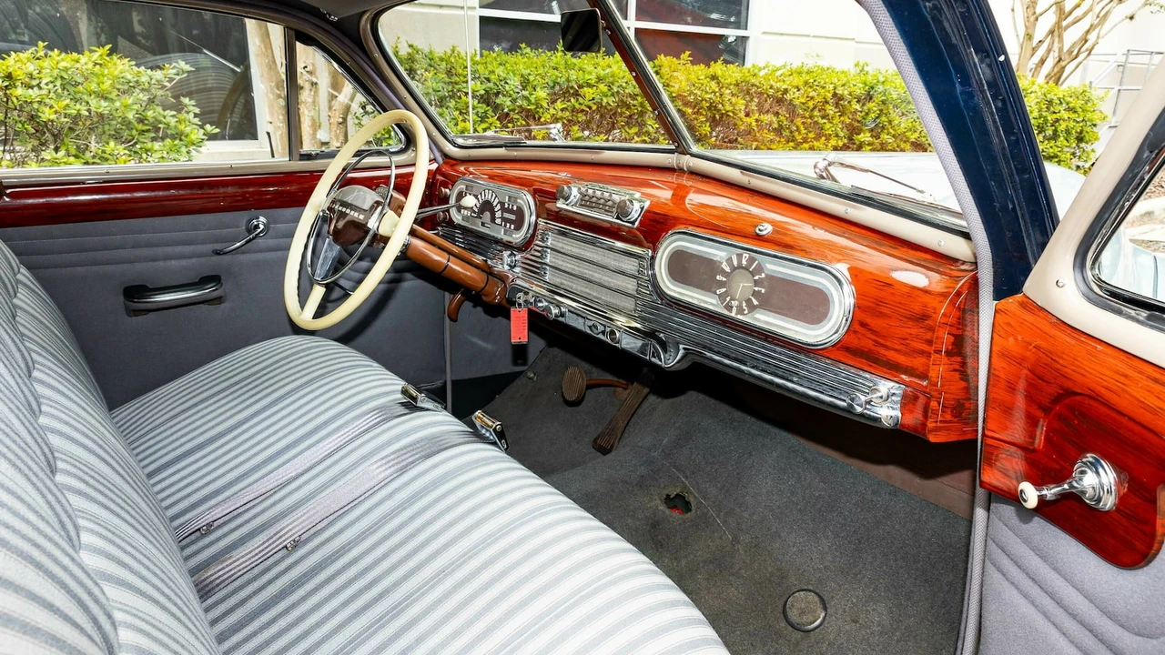1946 Oldsmobile 98 - Image 14 of 31