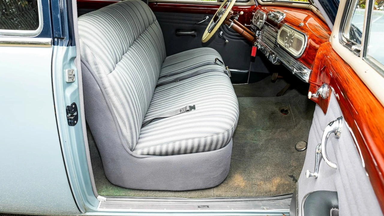 1946 Oldsmobile 98 - Image 15 of 31