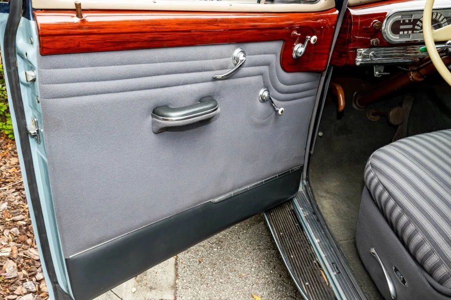 1946 Oldsmobile 98 - Image 3 of 27