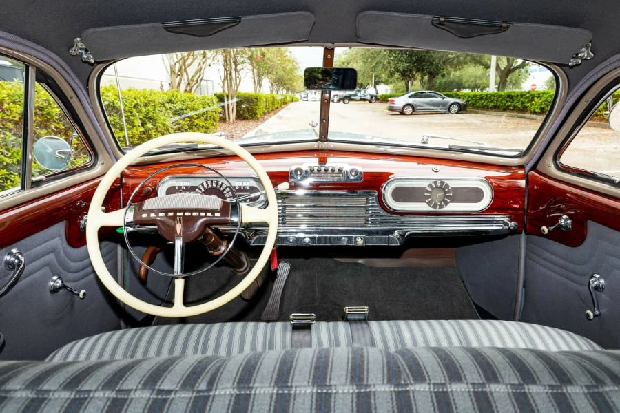 1946 Oldsmobile 98 - Image 6 of 27