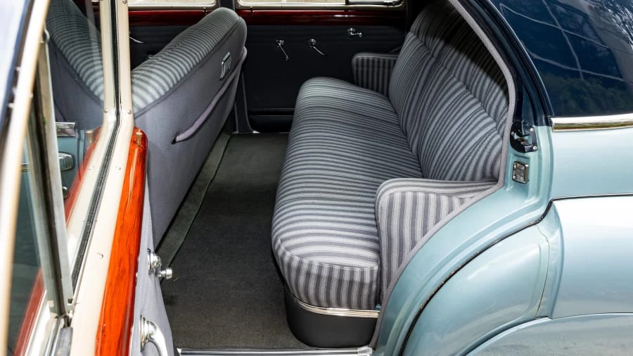 1946 Oldsmobile 98 - Image 13 of 31