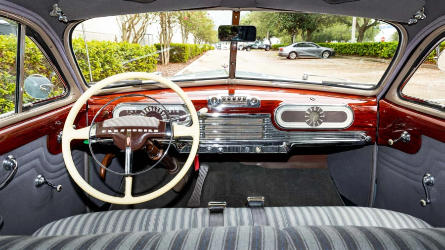 1946 Oldsmobile 98 - Image 14 of 31
