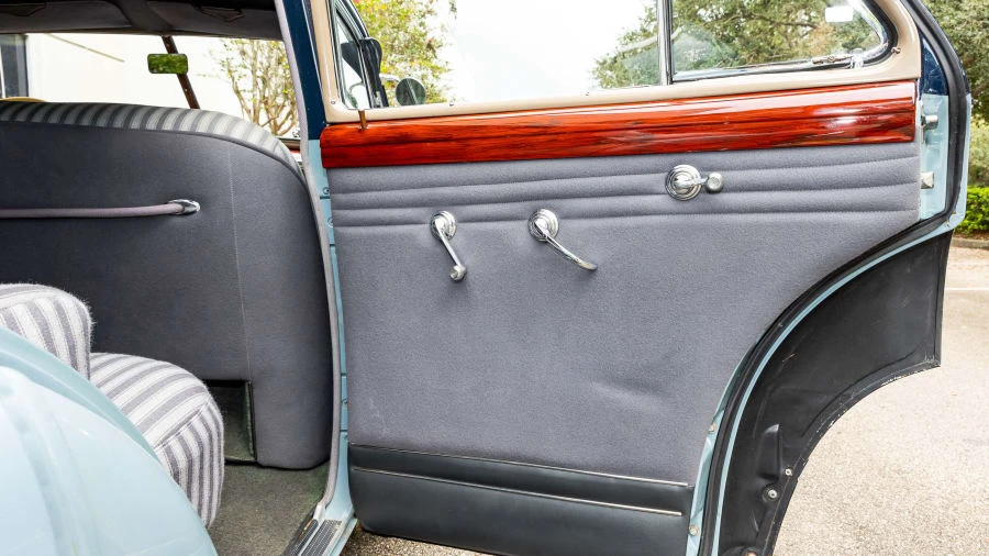 1946 Oldsmobile 98 - Image 17 of 31
