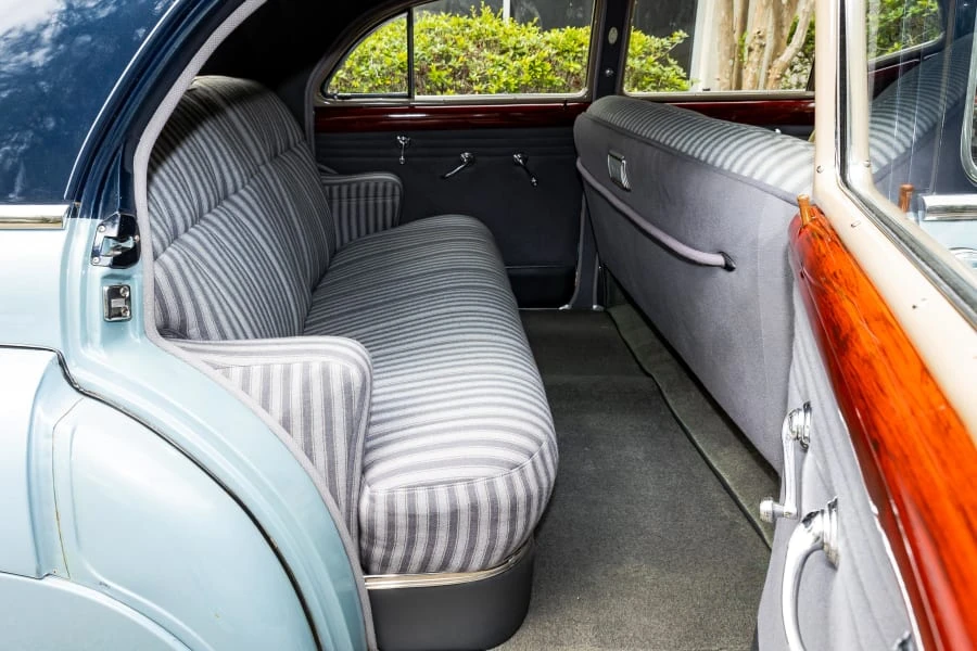 1946 Oldsmobile 98 - Image 30 of 31