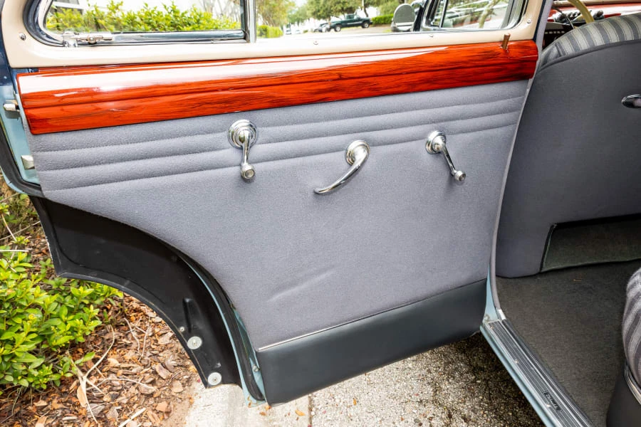 1946 Oldsmobile 98 - Image 23 of 31