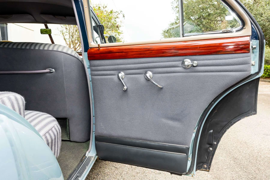 1946 Oldsmobile 98 - Image 25 of 31