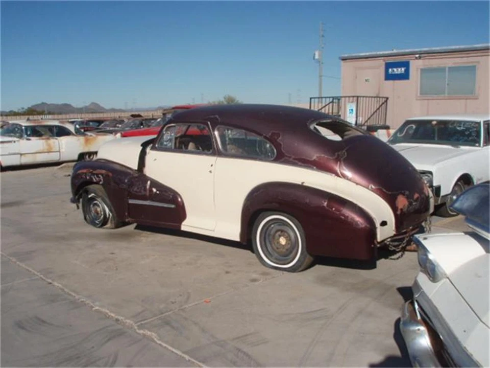 1946 Oldsmobile - Image 2 of 2