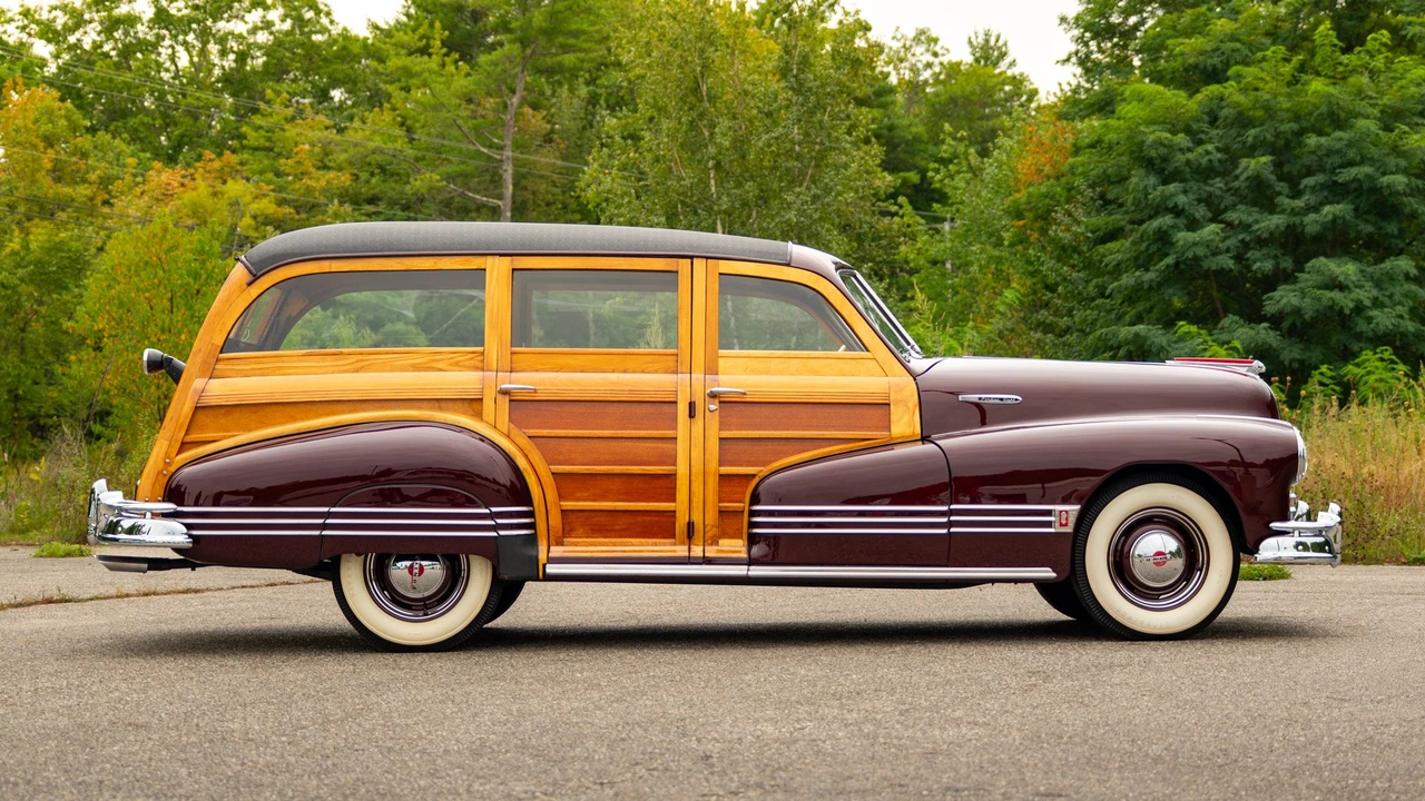 1946 Pontiac - Image 2 of 31