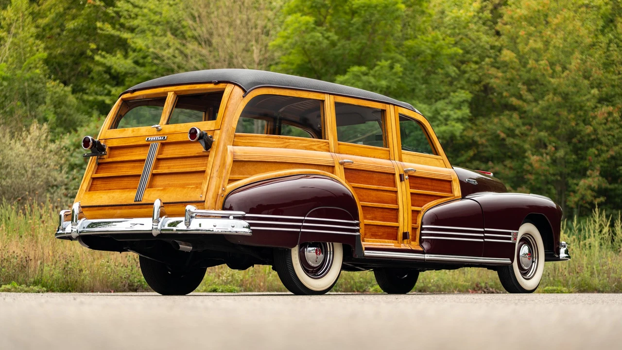 1946 Pontiac - Image 4 of 31
