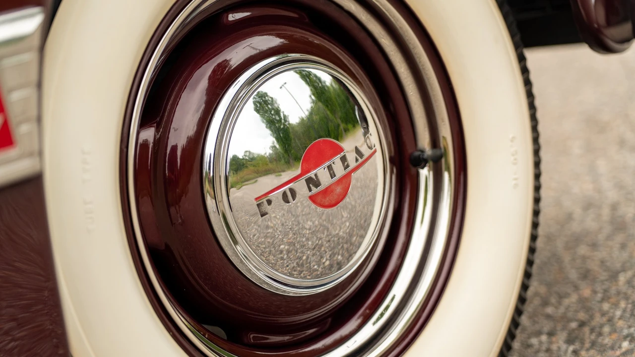 1946 Pontiac - Image 28 of 31