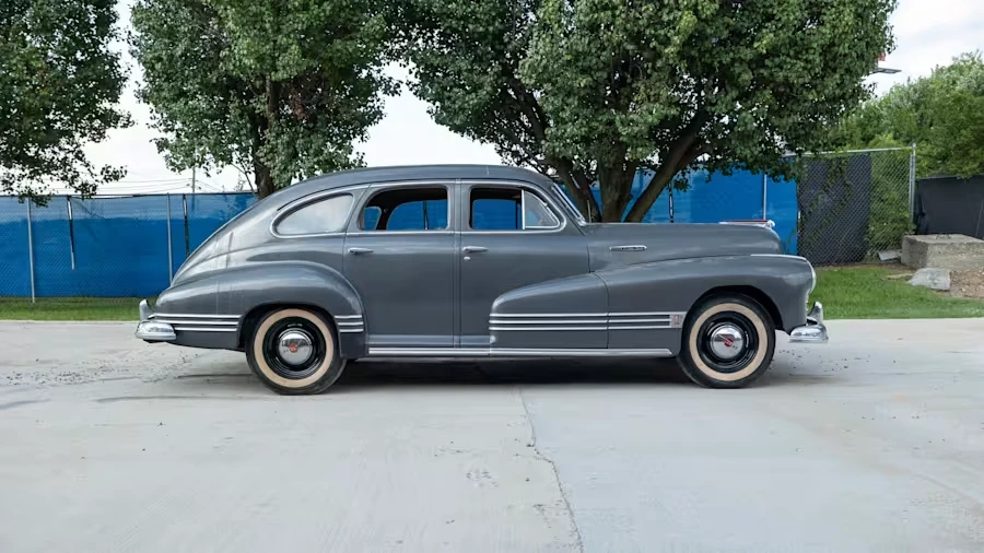 1946 Pontiac - Image 11 of 19