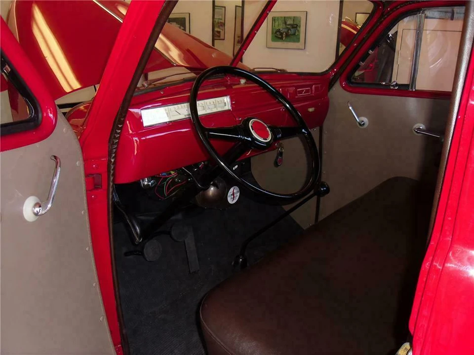 1946 Studebaker - Image 4 of 5