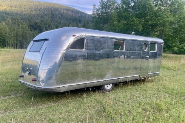 1946 Parts & Memorabilia Trailers - Image 2 of 9