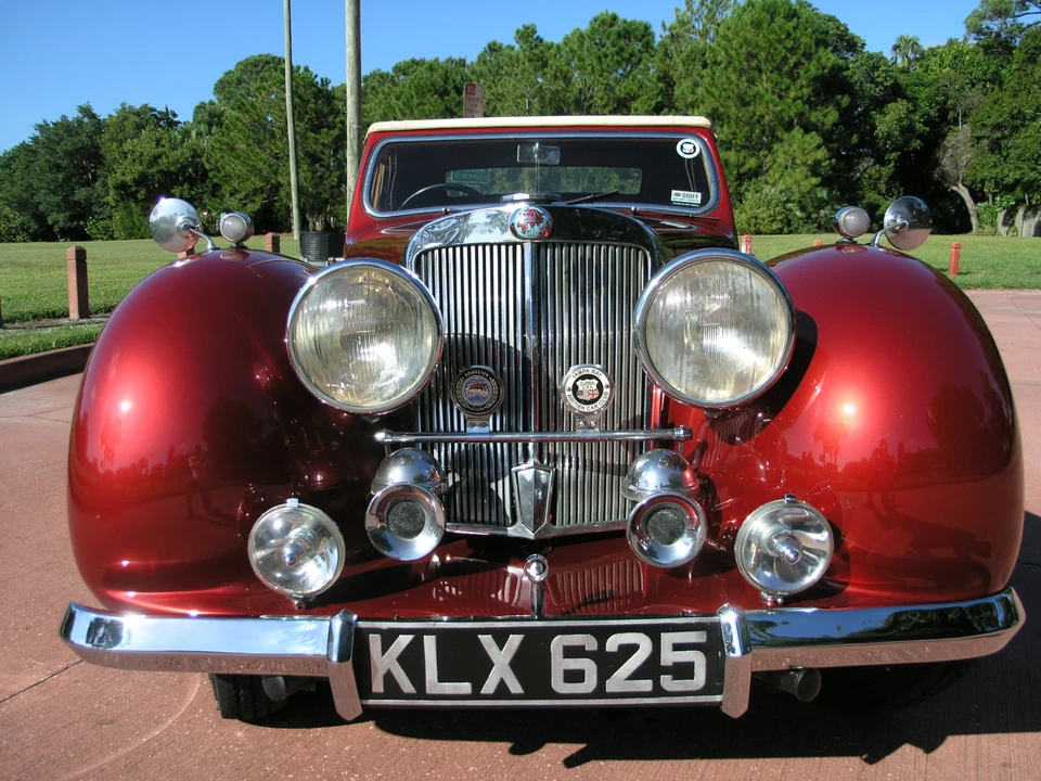 1946 Triumph 1800 Roadster - Image 27 of 31