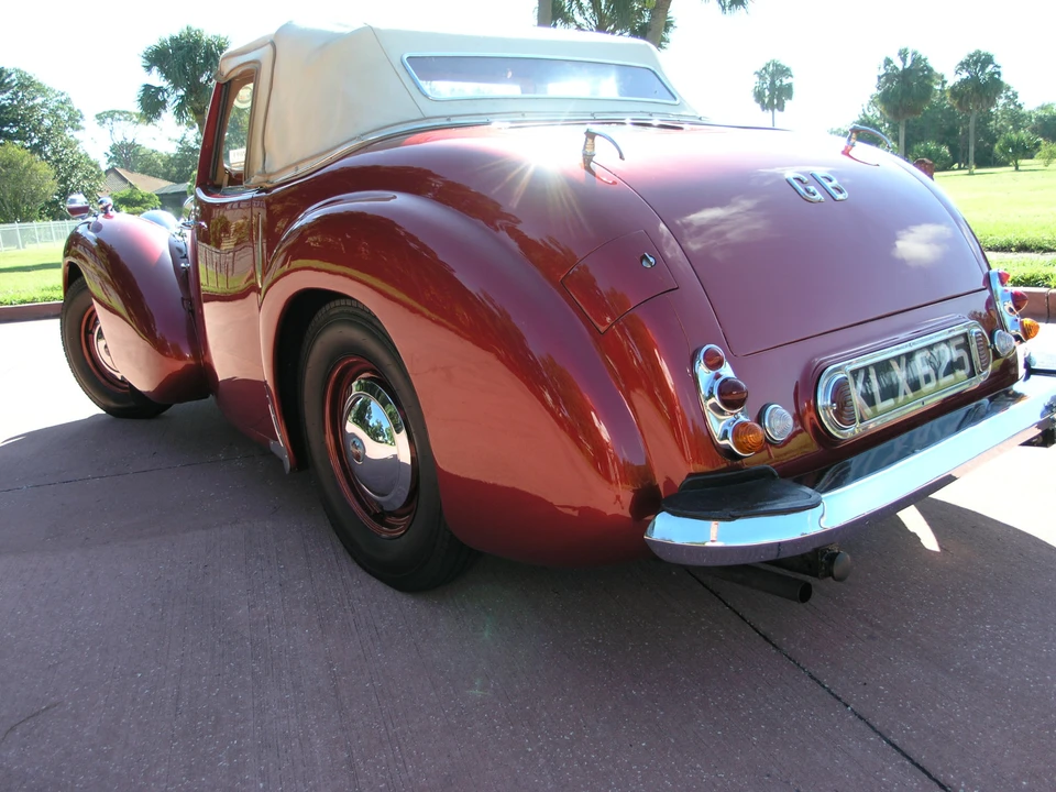 1946 Triumph 1800 Roadster - Image 30 of 31