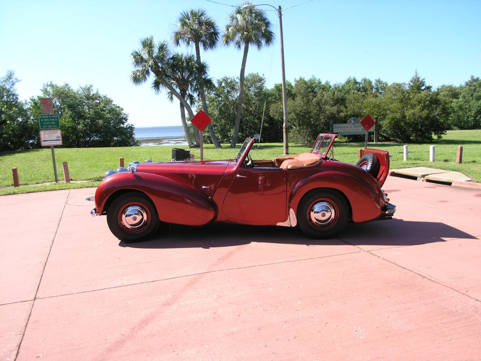 1946 Triumph 1800 Roadster - Image 24 of 31