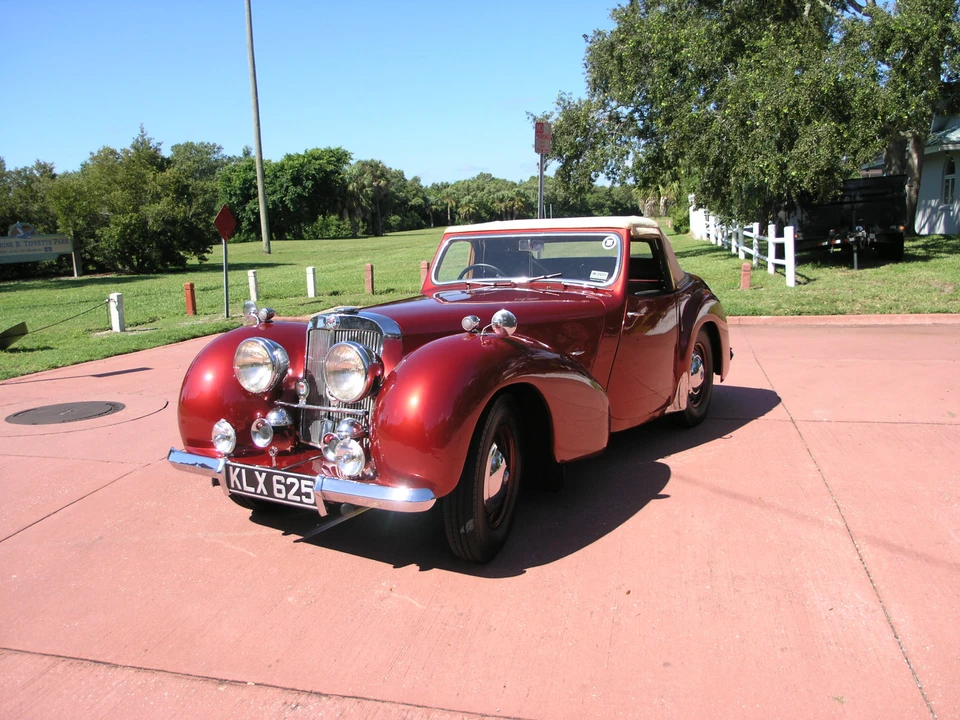1946 Triumph 1800 Roadster - Image 6 of 31