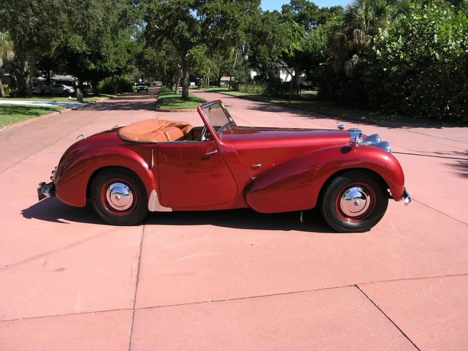 1946 Triumph 1800 Roadster - Image 17 of 31