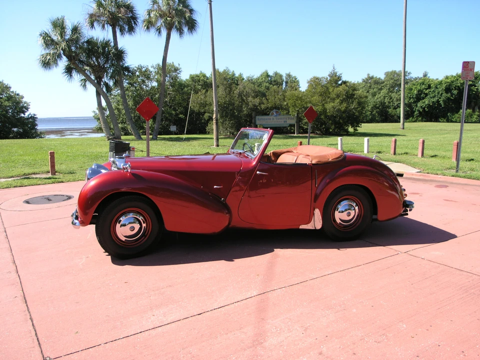 1946 Triumph 1800 Roadster - Image 7 of 31