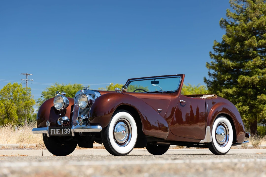 1946 Triumph 1800 Roadster - Image 6 of 31