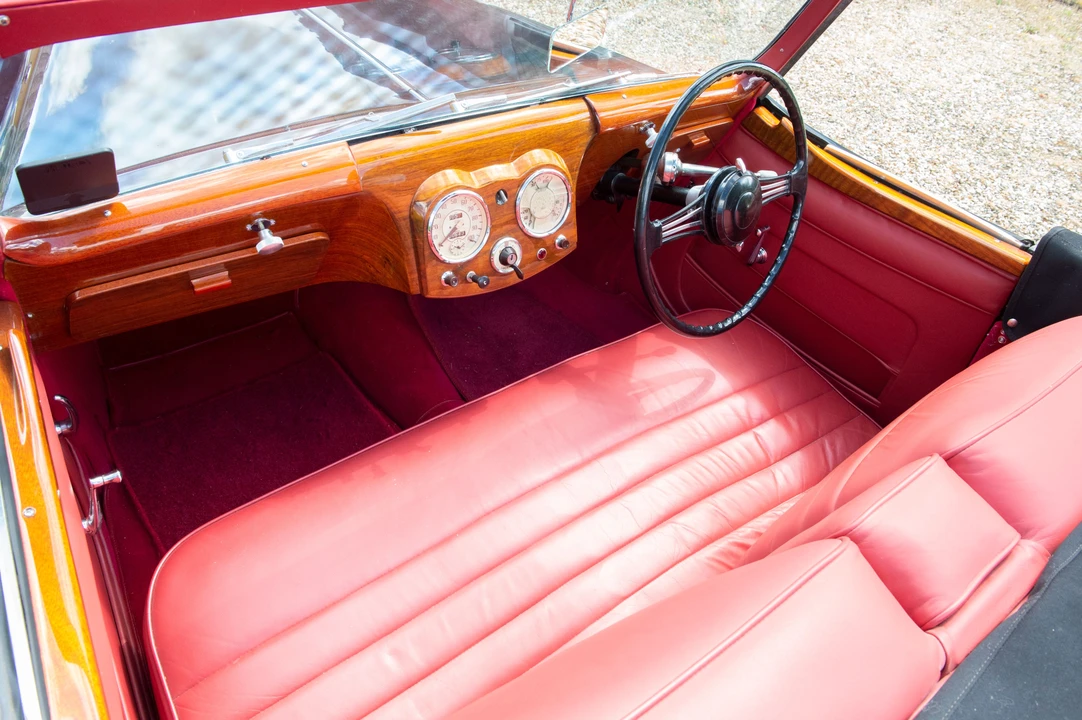 1946 Triumph 1800 Roadster - Image 8 of 12
