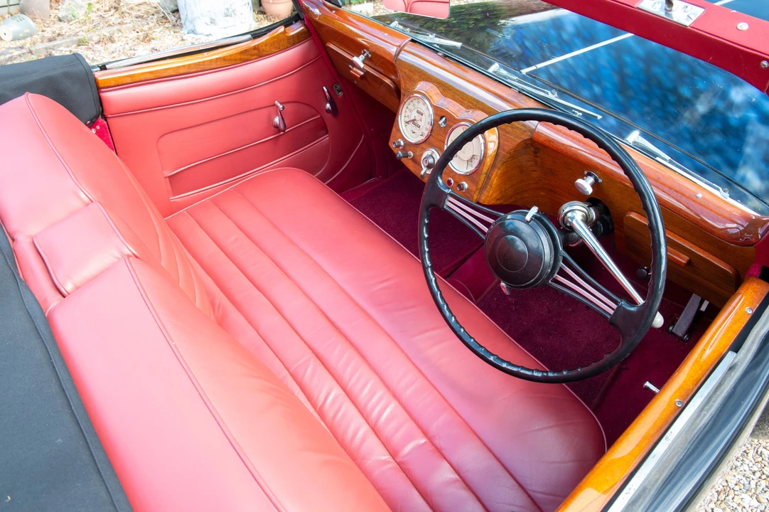 1946 Triumph 1800 Roadster - Image 7 of 12