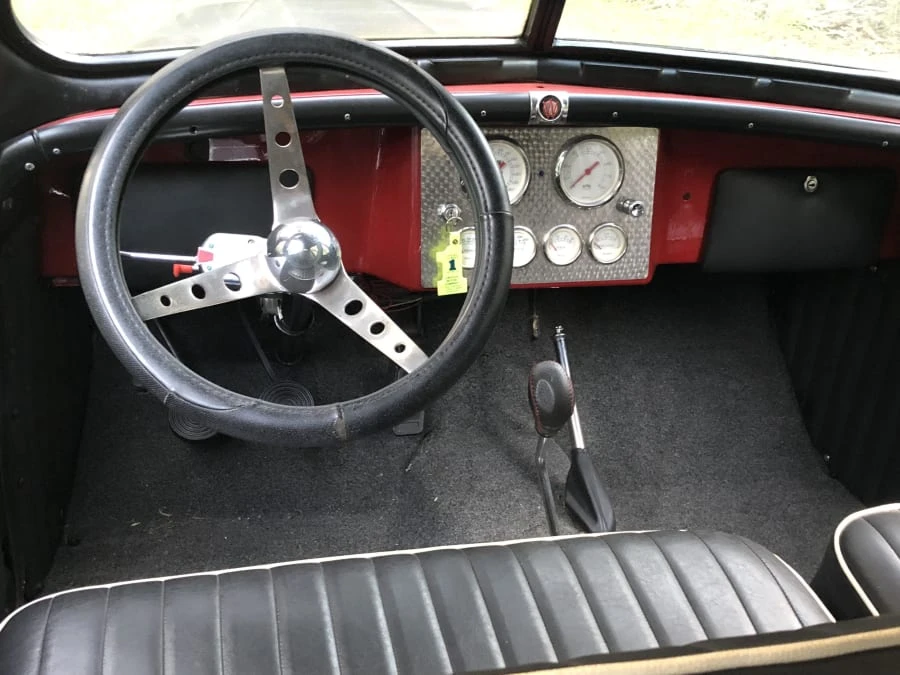 1946 Willys Jeepster - Image 3 of 4