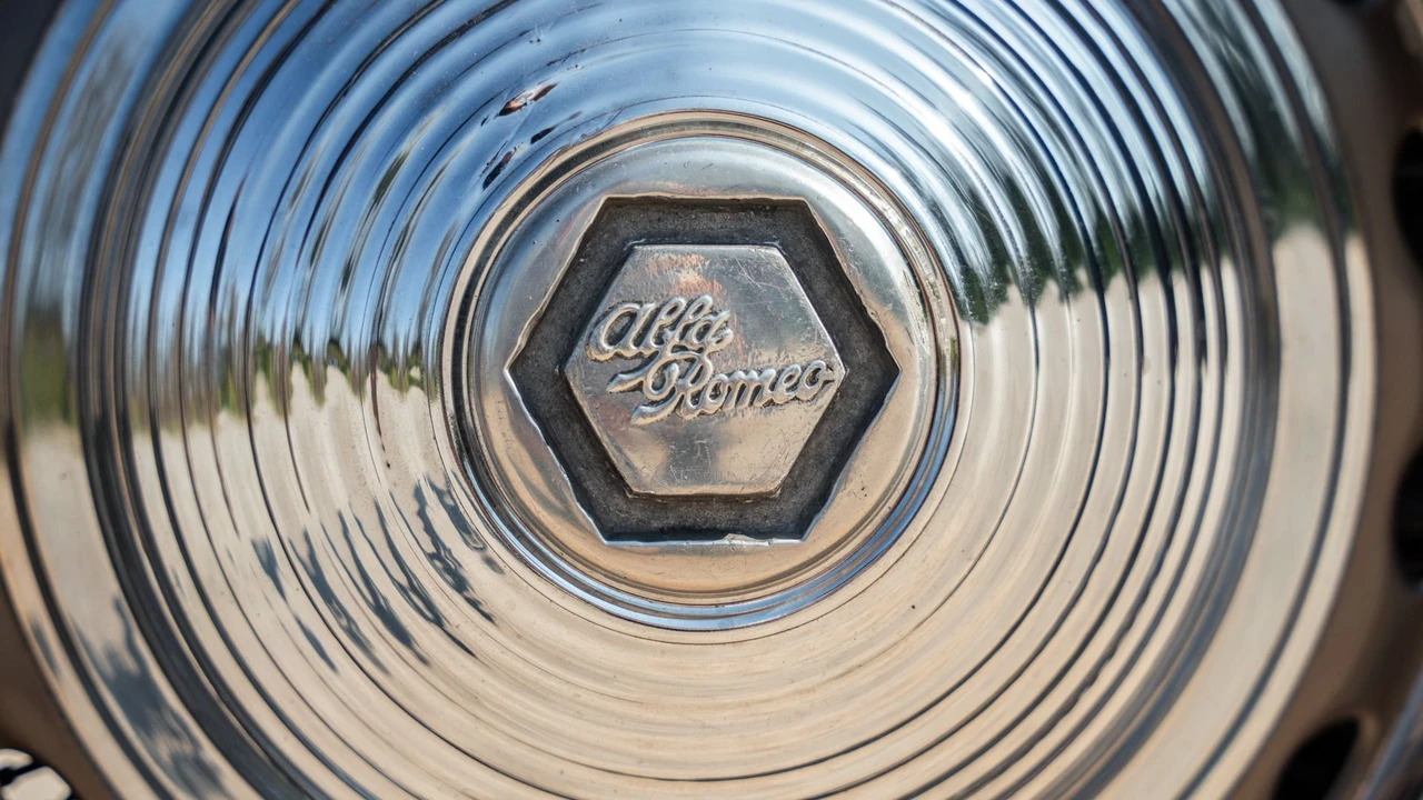 1947 Alfa Romeo 6C 2500 - Image 17 of 31