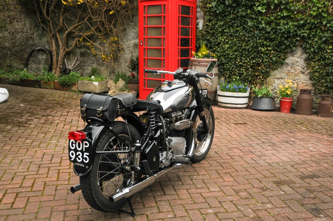 1947 Ariel Motorcycles - Image 6 of 30