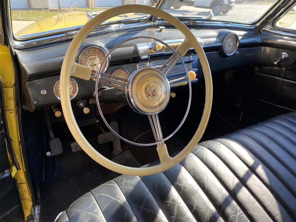 1947 Buick Roadmaster - Image 7 of 12