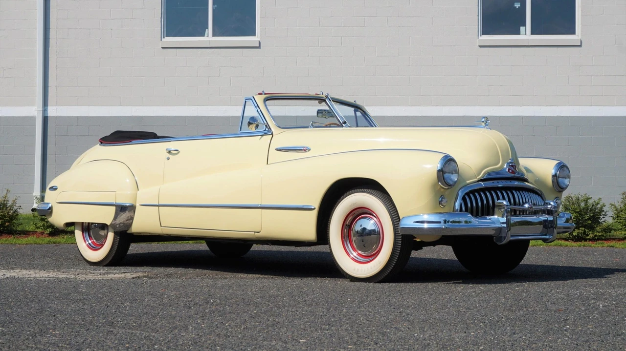 1947 Buick Roadmaster - Image 11 of 31
