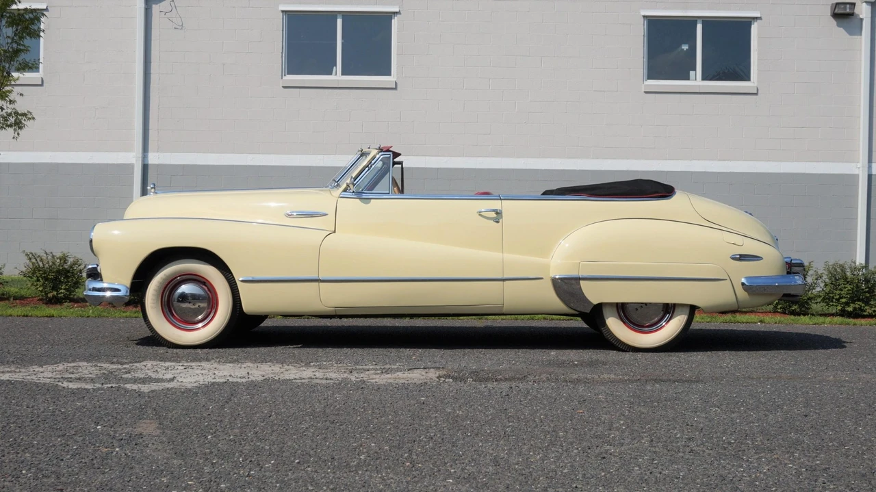 1947 Buick Roadmaster - Image 5 of 31